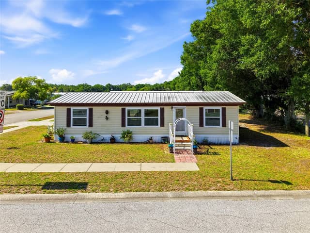 3933 SARAH DR photo