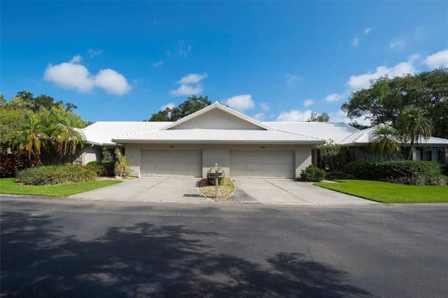 3825 WILSHIRE CIR #1 photo