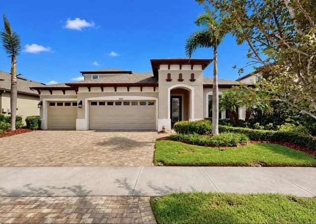 14610 RED CASTLE AVE photo
