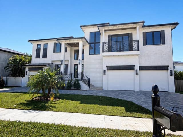 626 DANUBE AVE photo