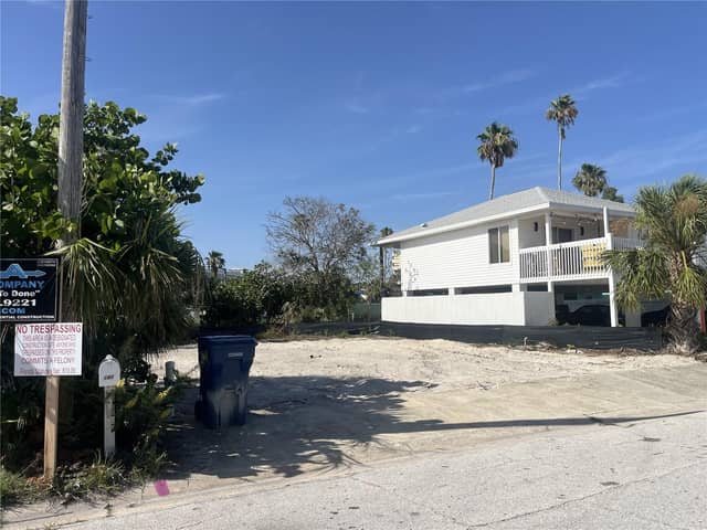 180 E MADEIRA AVE photo
