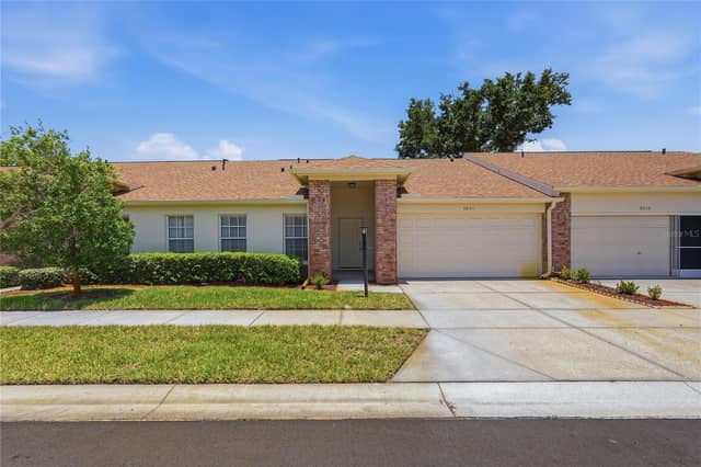 9031 WARWICK LN #9031 photo