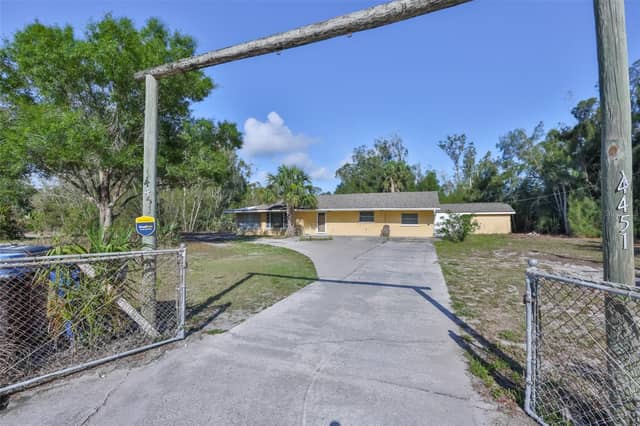 14451 HIGHLAND RD photo