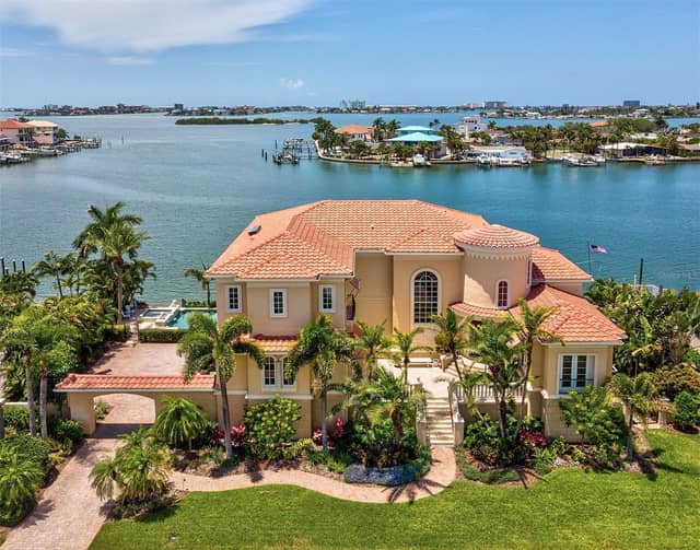 6224 PASADENA POINT BLVD photo
