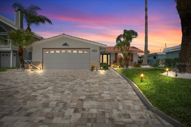 4951 POMPANO DR photo