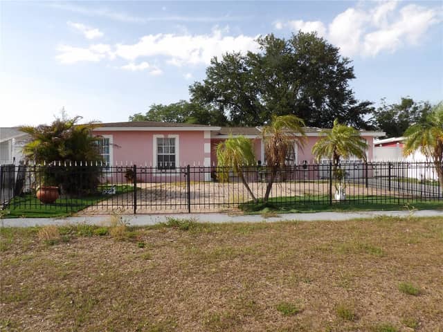 6521 W HANNA AVE photo