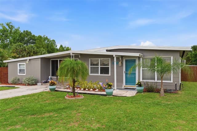 100 AVERY AVE photo