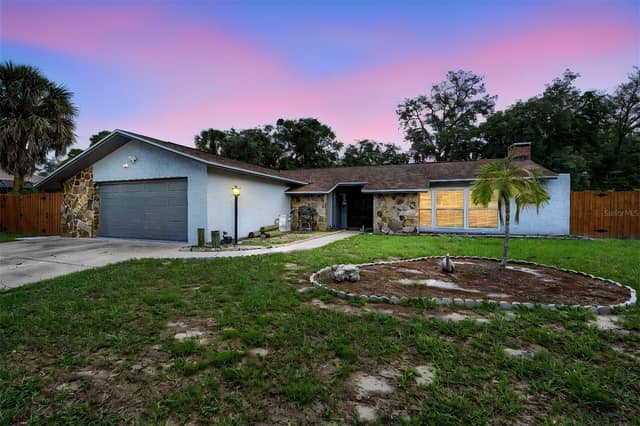 3110 SHADOW OAKS DR photo