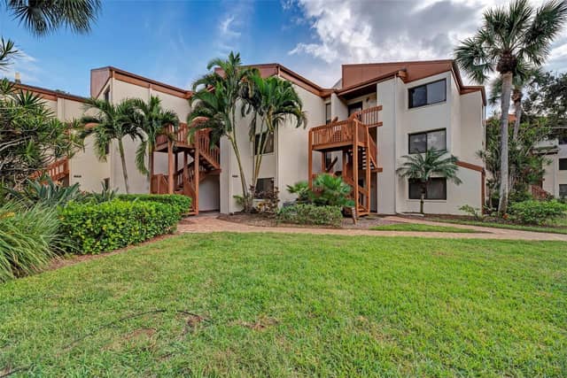 1800 COVE II PL #213 photo