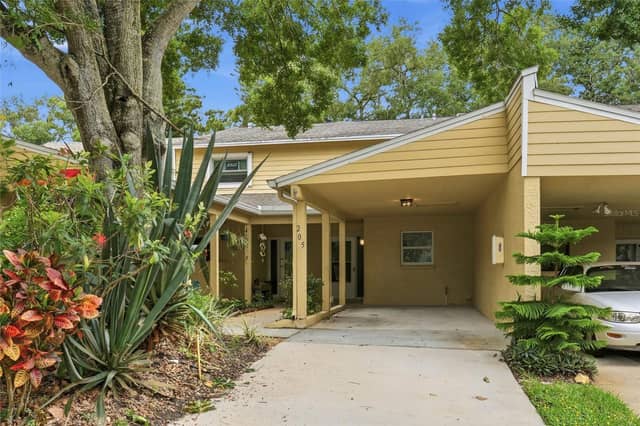 205 SOMERSET LN photo