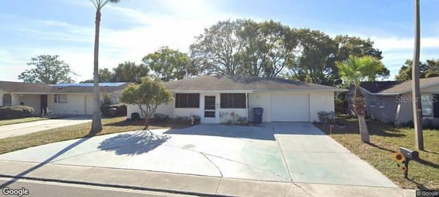 8220 FOX HOLLOW DR photo