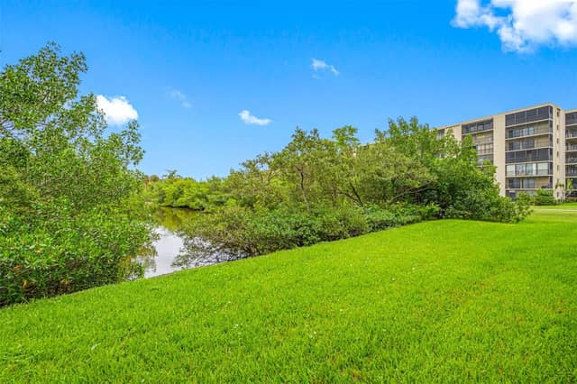 900 COVE CAY DR #1F photo