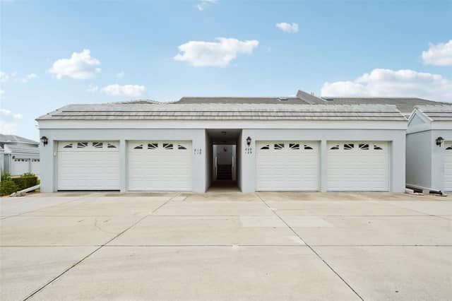 1041 CAPRI ISLES BLVD #209 photo