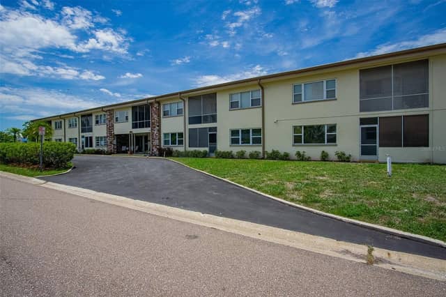 416 73RD AVE N #207 photo