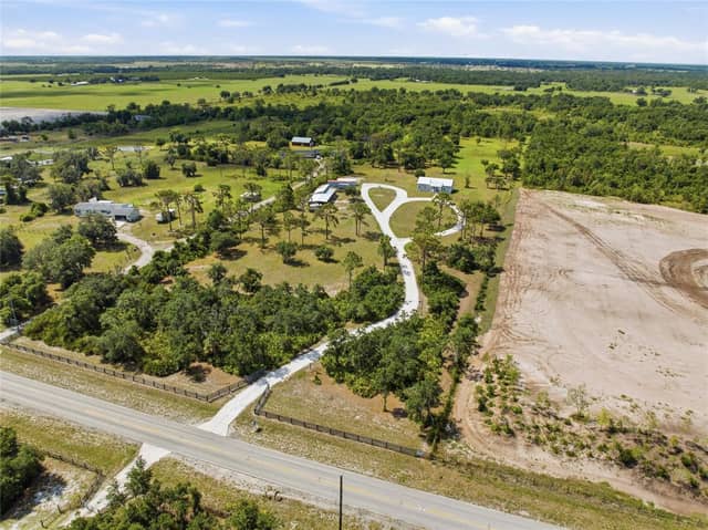 34452 SINGLETARY RD photo
