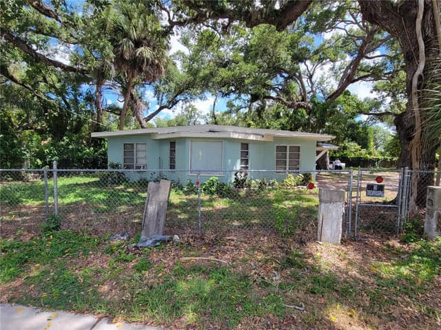 1375 MYRTLE ST photo
