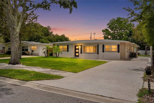 723 W BAYSHORE DR photo