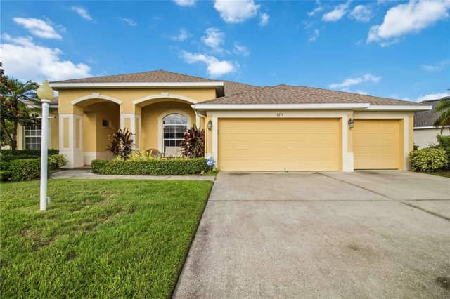 9215 63RD CT E photo