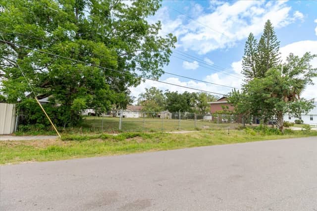 7208 S SHERRILL photo