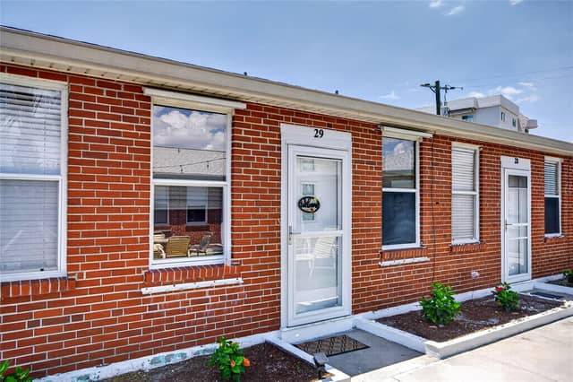 908 VILLAS DR #29 photo