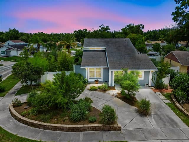 16018 SADDLESTRING DR photo