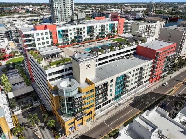 1120 E KENNEDY BLVD #618 photo
