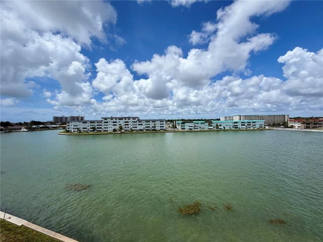 6025 SHORE BLVD S #415 photo