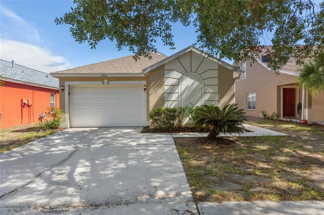 7456 OXFORD GARDEN CIR photo