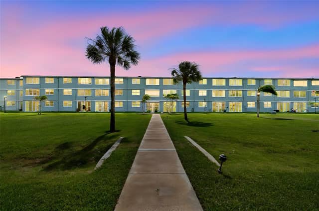4715 BAY ST NE #223 photo