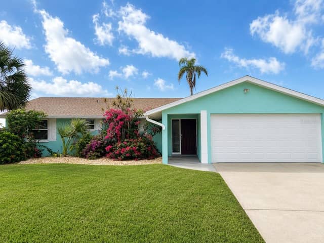1002 SILVER PALM WAY photo