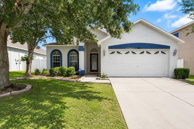 30612 PALMERSTON PL photo