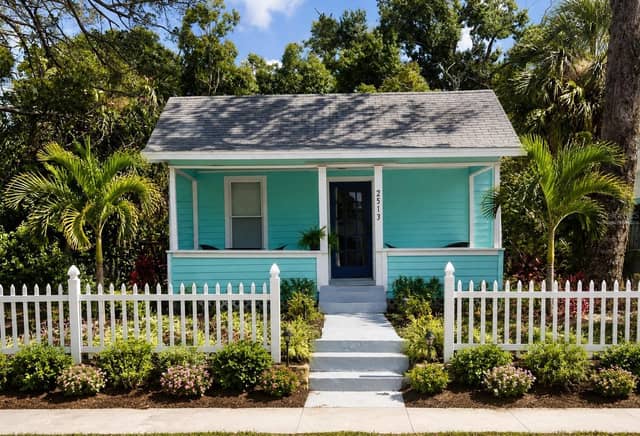 2513 8TH AVE W photo