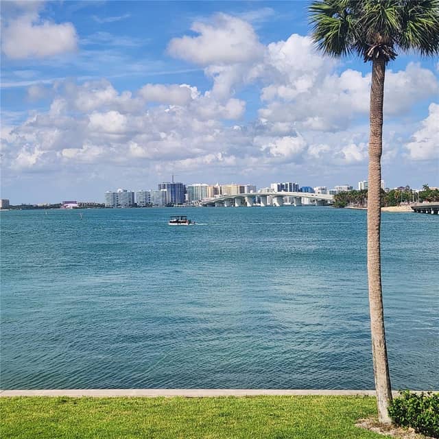 777 JOHN RINGLING BLVD #24 photo