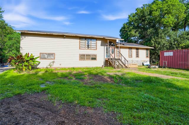 2347 BROOKSIDE DR photo