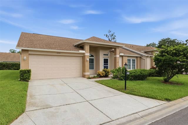 6525 PINE WALK DR photo
