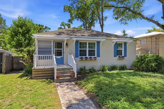 1423 E HENRY AVE photo