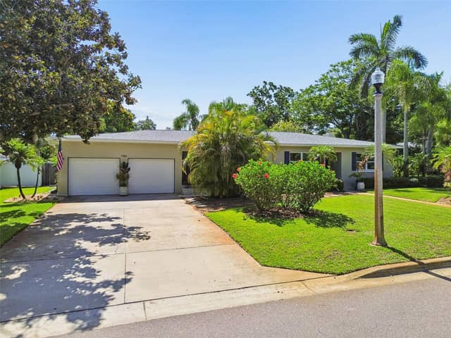 1743 EAGLES NEST DR photo