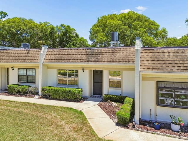 11340 CARRIAGE HILL DR #4 photo