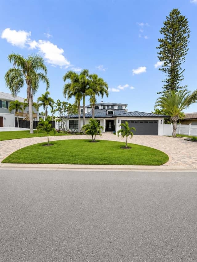 452 BATH CLUB BLVD N photo
