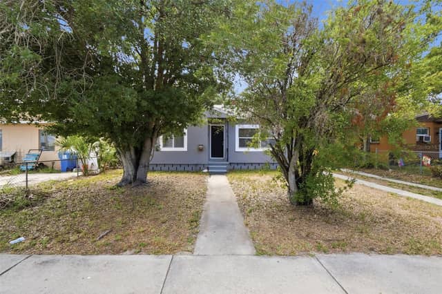 2610 DR MARTIN LUTHER KING JR ST S photo