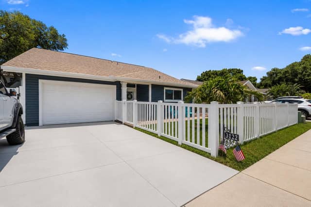 3122 WHISPERING DR N photo
