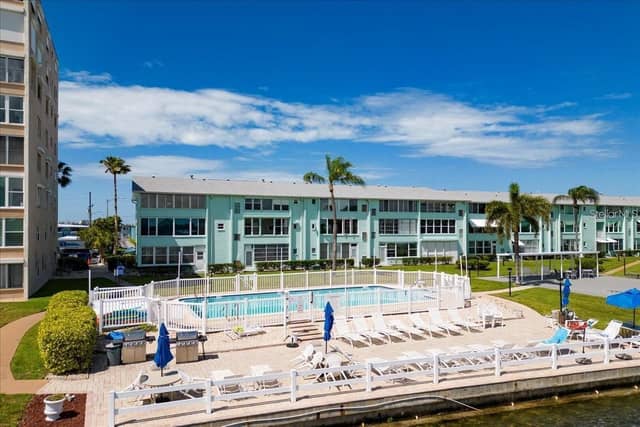 1819 SHORE DR S #110 photo