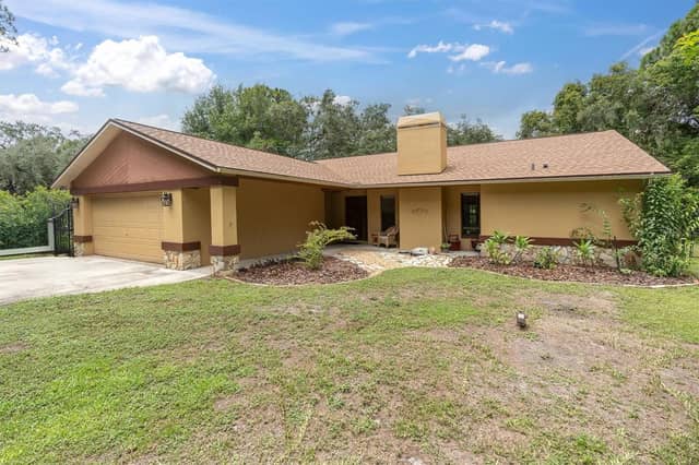 6812 RIDGE TOP DR photo