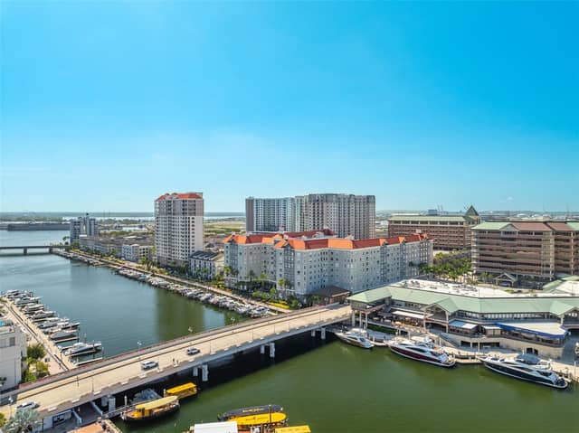 700 S HARBOUR ISLAND BLVD #647 photo