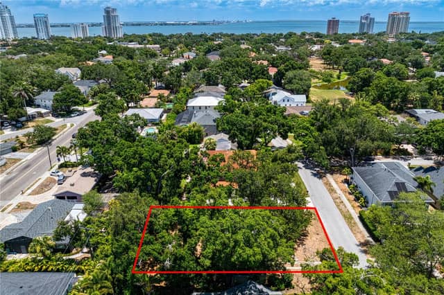 3403 W BAY VILLA AVE photo