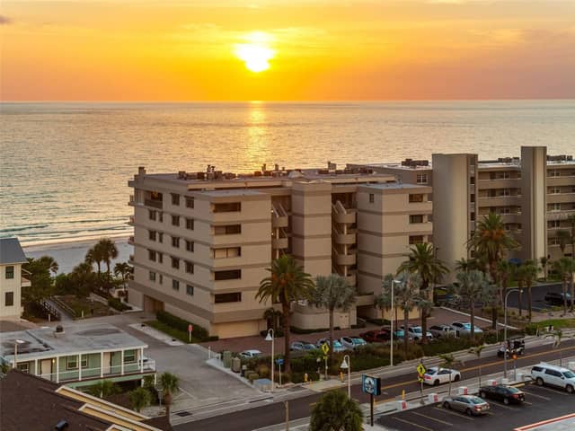 19700 GULF BLVD #403 photo
