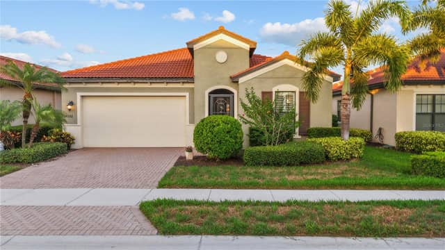 24252 GALLBERRY DR photo