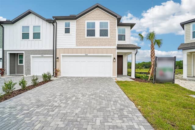 7542 DEER VALLEY CIRCLE photo