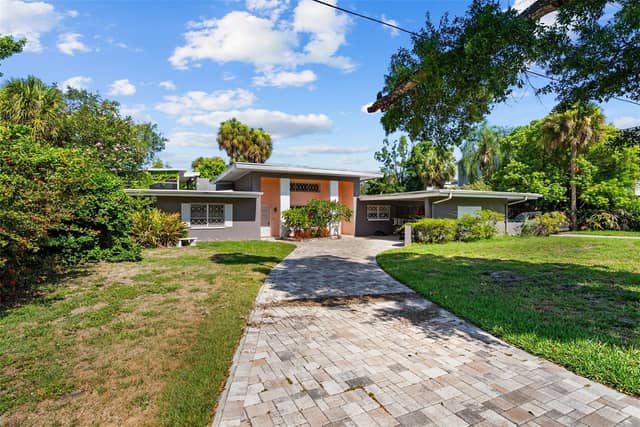 211 S SHORE CREST DR photo
