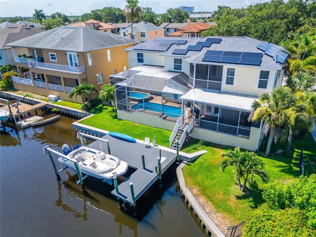 339 MANATEE LN photo